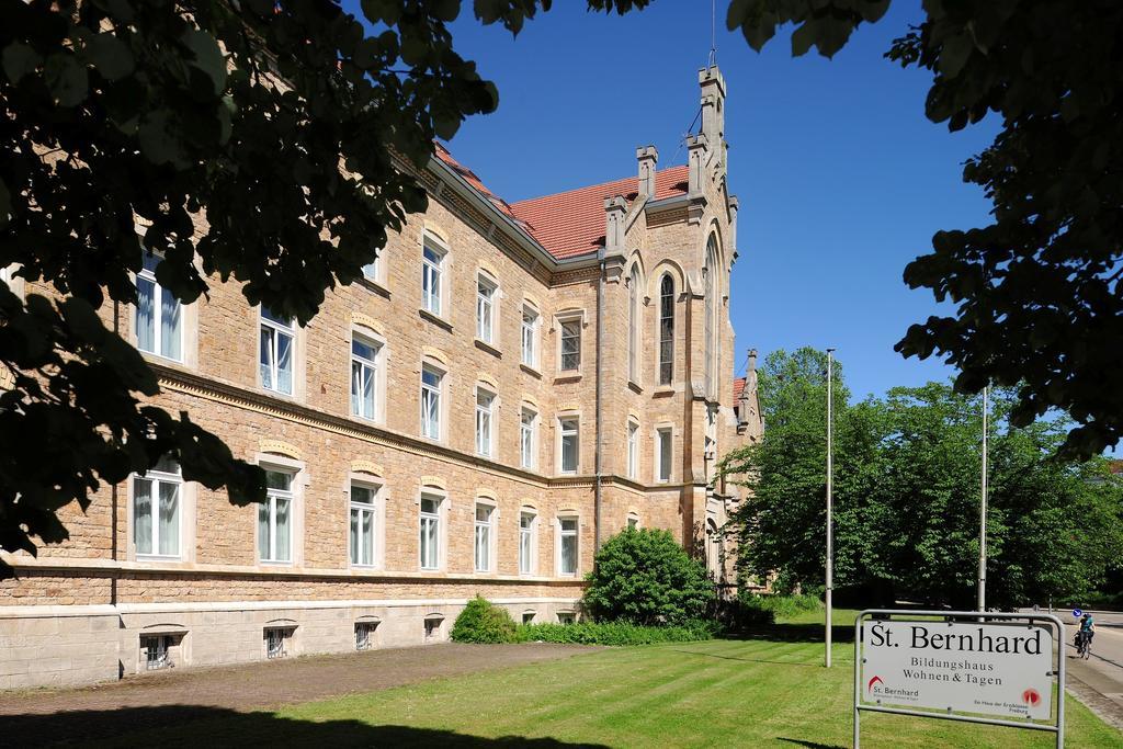 Bildungshaus St. Bernhard - Wohnen Und Tagen Hotel Rastatt Luaran gambar