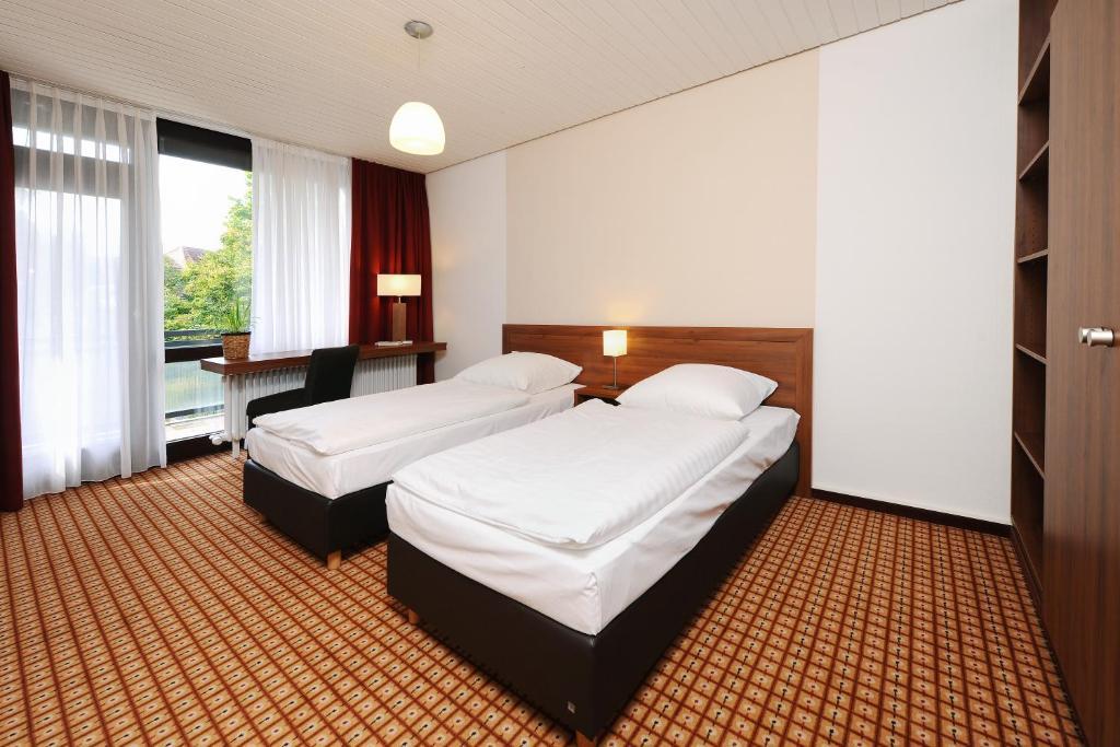 Bildungshaus St. Bernhard - Wohnen Und Tagen Hotel Rastatt Bilik gambar