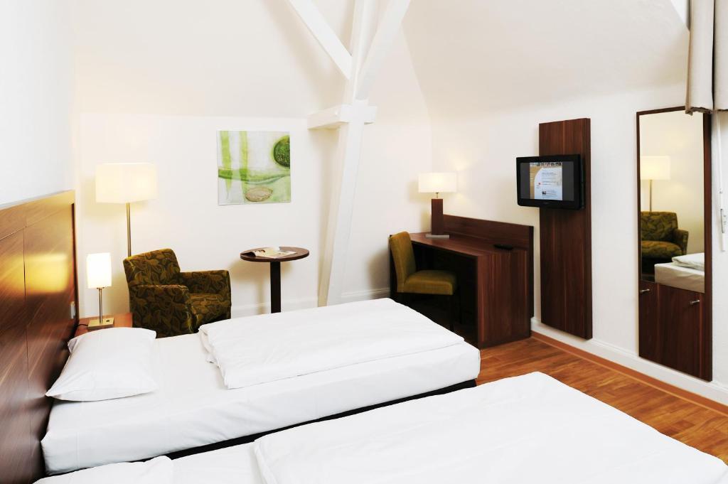 Bildungshaus St. Bernhard - Wohnen Und Tagen Hotel Rastatt Bilik gambar