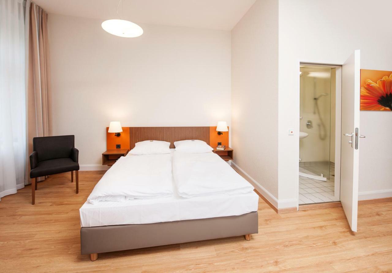 Bildungshaus St. Bernhard - Wohnen Und Tagen Hotel Rastatt Luaran gambar